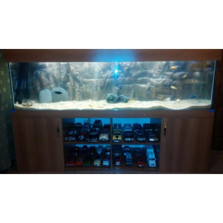 200*60*60h MOBİLYALI AKVARYUM